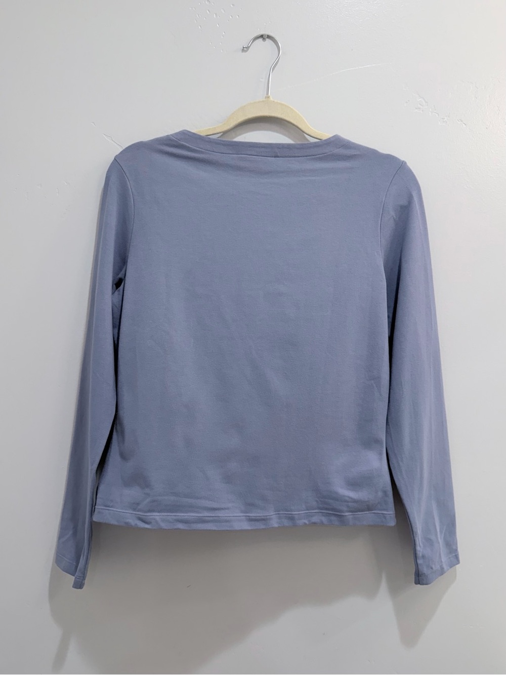 Vintage Y2K Express Lavender Blue Button Henley Knit Top Cropped Size L NWT - Picture 4 of 8